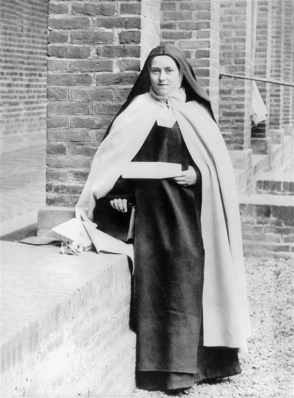 St Thérèse of Lisieux © Office Central de lisieux