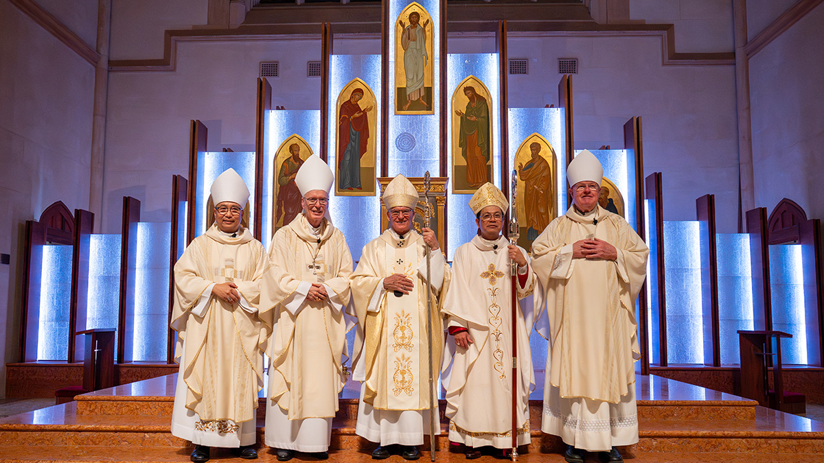 160426_BishopNelson_EpiscopalOrdination_EO_DSC00845_webcropped