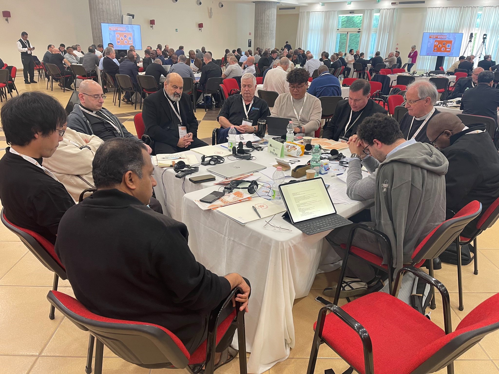 Fr David keeping busy at meeting for Parish Priests in Rome - Catholic ...