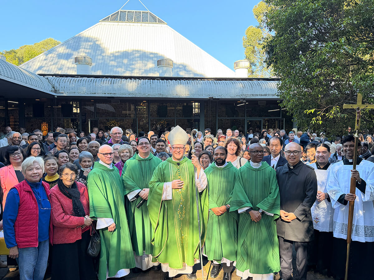 Broken Bay farewells Archbishop Anthony Randazzo