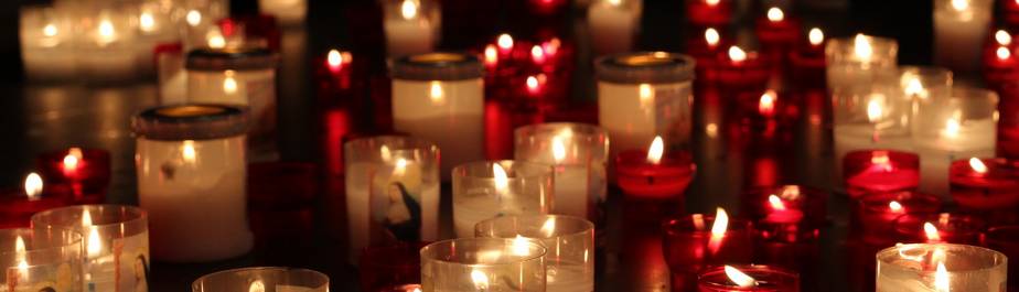 Candle banner